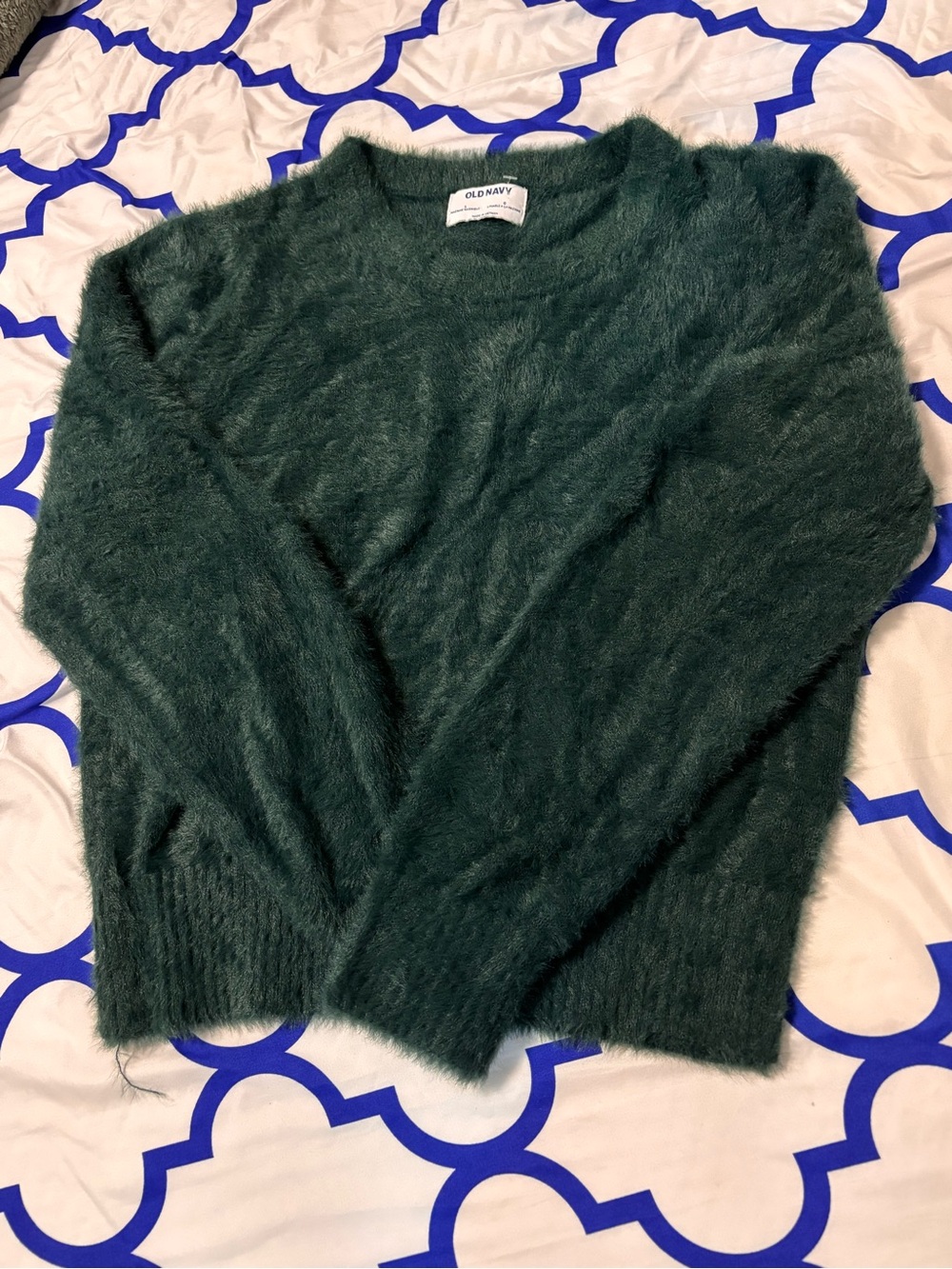 Old Navy Women's Forest Green Fuzzy Crewneck Sweater